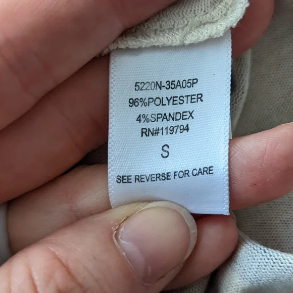 NWT One World Floral Print V-neck 3/4 Sleeve Handkerchief Hem Line Size S - Picture 8 of 9